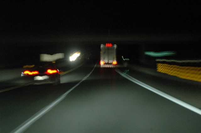 <p><strong>Driving at night can be challenging because of the body&rsquo;s biologically hardwired tendency to sleep when it&rsquo;s dark. Lighter traffic densities, however, mean it&rsquo;s statistically safer.</strong> <em>Photo: Jim Park</em></p>