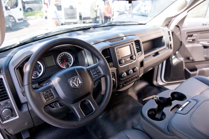 Ram Big Horn Ecodiesel Review Steering Wheel Photo By Vince