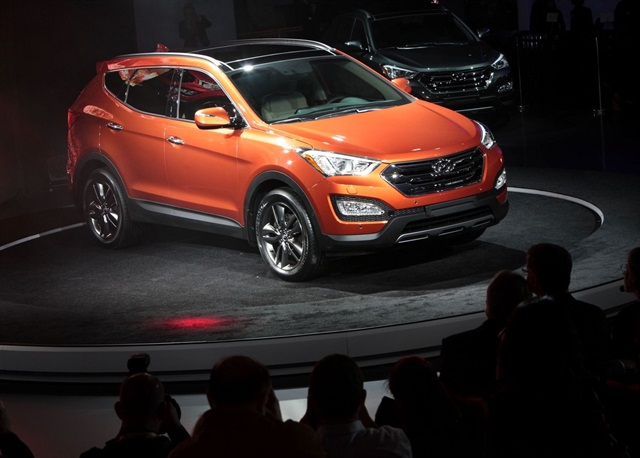Love this one! Hyundai revealed the Santa Fe Sport at the New York Auto Show.