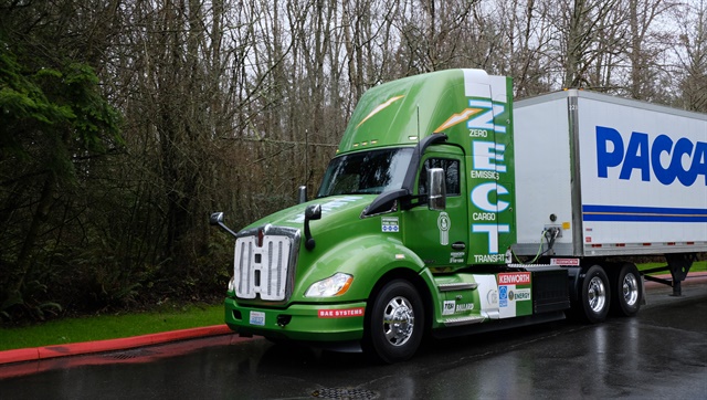 Kenworth's Zero Emissions Cargo Transport heavy-duty truck can haul 80,000 lb at 30-50 mph a distance of 30-50 miles; an ideal setup for port drayage service. Photo: Jim Park