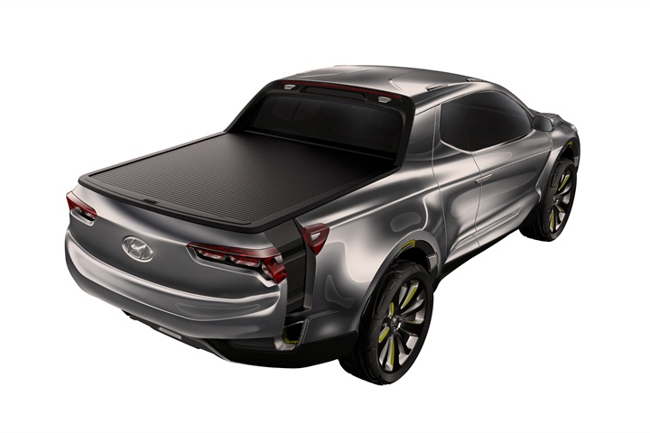 The Concept Truck Features An Extendable Bed Hyundais Santa Cruz